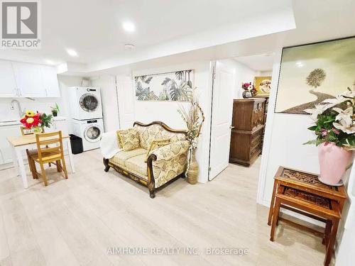 BASEMENT APARTMENT - 28 CASTLE HARBOUR LANE W , Markham, Ontario L3T 3A2 3