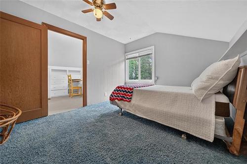 616 Minto St, Winnipeg, MB - Indoor Photo Showing Bedroom