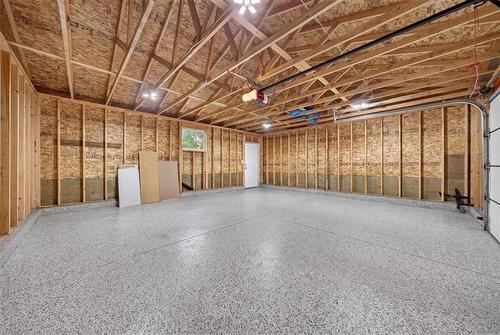 616 Minto St, Winnipeg, MB - Indoor Photo Showing Basement