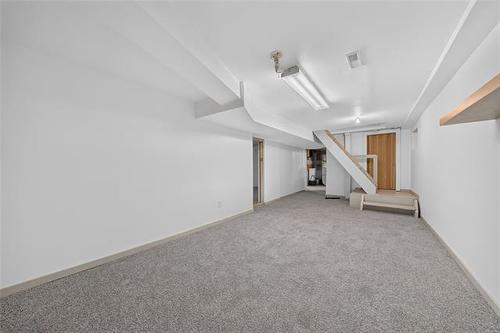 587 Ashburn St, Winnipeg, MB - Indoor Photo Showing Other Room