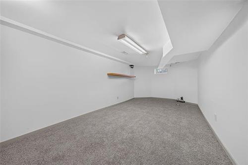 587 Ashburn St, Winnipeg, MB - Indoor Photo Showing Other Room