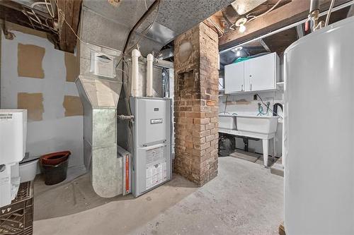587 Ashburn St, Winnipeg, MB - Indoor Photo Showing Basement