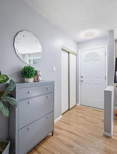 633 Melrose Ave, Winnipeg, MB - Indoor Photo Showing Other Room