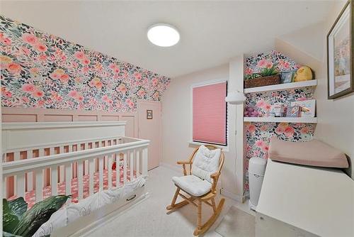 371 Mckay Ave, Winnipeg, MB - Indoor Photo Showing Bedroom