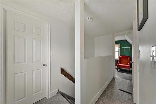 371 Mckay Ave, Winnipeg, MB - Indoor Photo Showing Other Room