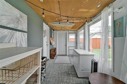 371 Mckay Ave, Winnipeg, MB - Indoor