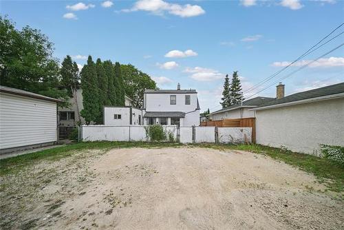 371 Mckay Ave, Winnipeg, MB - Outdoor