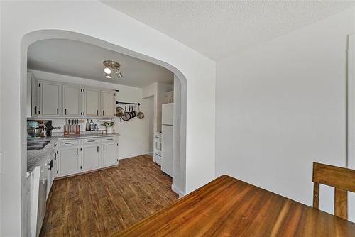 371 Mckay Ave, Winnipeg, MB - Indoor