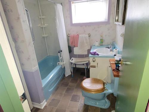 2 Davis Street, Glace Bay, NS 