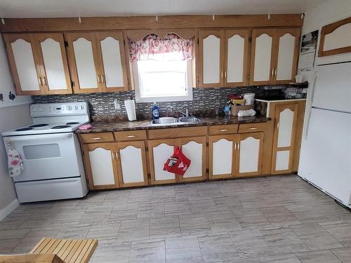 2 Davis Street, Glace Bay, NS 