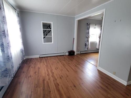 2 Davis Street, Glace Bay, NS 