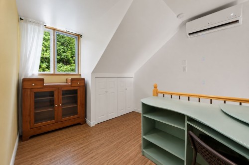 Corridor - 205 Rue Des Sources, Saint-Calixte, QC - Indoor Photo Showing Other Room