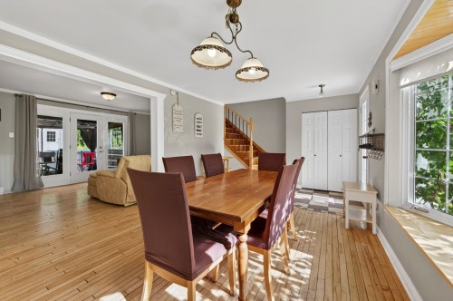 Salle à manger - 205 Rue Des Sources, Saint-Calixte, QC - Indoor Photo Showing Dining Room
