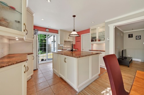 Cuisine - 205 Rue Des Sources, Saint-Calixte, QC - Indoor Photo Showing Kitchen