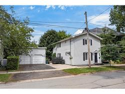 187/189 Saint John ST  Fredericton, NB E3B 4A8