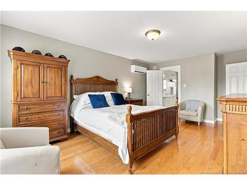 21 Shayla Crt, Fredericton, NB 