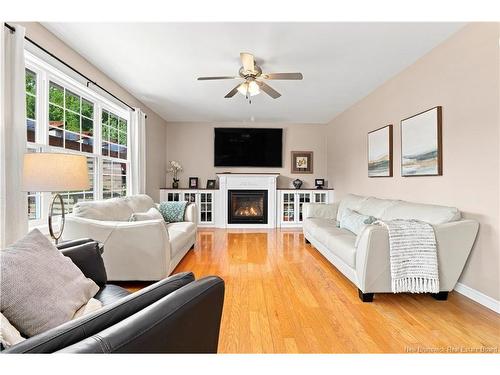 21 Shayla Crt, Fredericton, NB 
