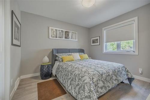 437 Temple Ave, Winnipeg Beach, MB - Indoor Photo Showing Bedroom