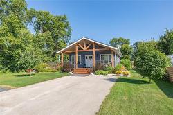 437 Temple AVE Winnipeg Beach, MB R0C 3G0