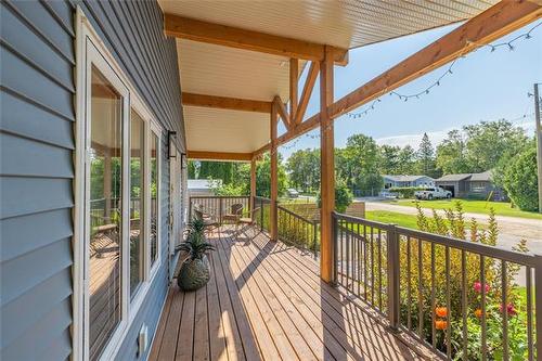 437 Temple Ave, Winnipeg Beach, MB - Outdoor With Deck Patio Veranda With Exterior