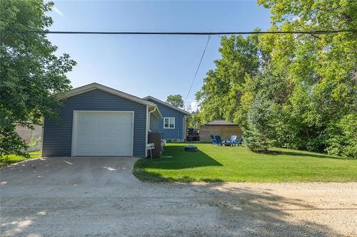 437 Temple Ave, Winnipeg Beach, MB - Outdoor