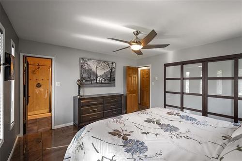 13 Lions Way, Stonewall, MB - Indoor Photo Showing Bedroom