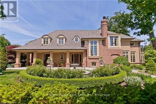 1081 ARGYLE DRIVE  Oakville (Mo Morrison), ON L6J 1A9