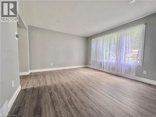 216 Brunswick Crescent, London, ON - Indoor Photo Showing Other Room