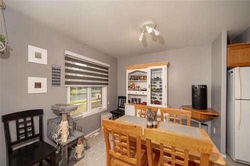 622 Main Street, Steinbach, MB - Indoor Photo Showing Dining Room