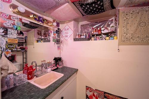622 Main Street, Steinbach, MB - Indoor Photo Showing Bathroom