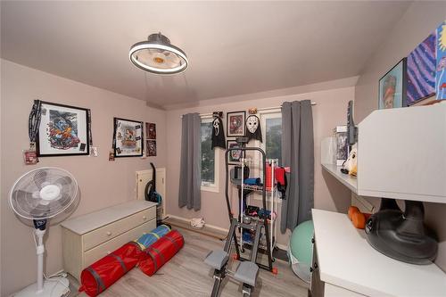 622 Main Street, Steinbach, MB - Indoor Photo Showing Other Room