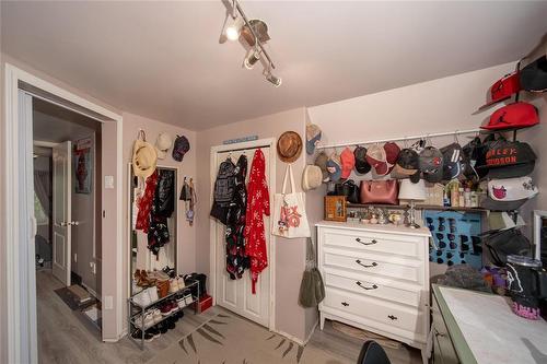 622 Main Street, Steinbach, MB - Indoor