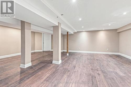 2019 Dundas Street, Burlington, ON - Indoor