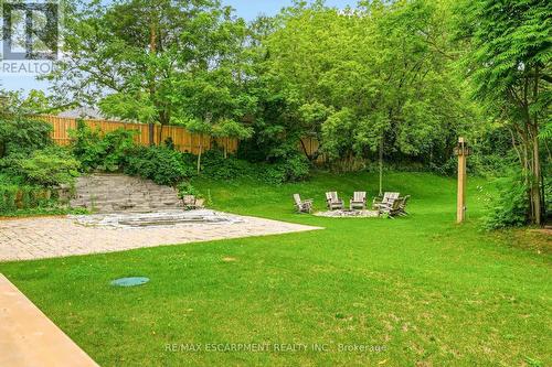 2019 Dundas Street, Burlington, ON - Outdoor