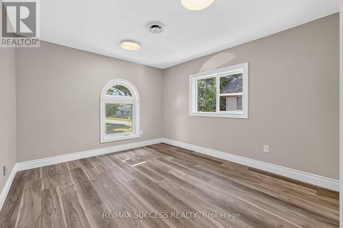 306 Sekura Street, Cambridge, ON - Indoor Photo Showing Other Room
