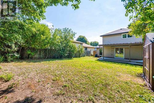 306 Sekura Street, Cambridge, ON - Outdoor