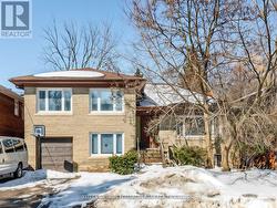 14 FRONTENAC AVENUE Toronto, ON M5N 1Z5