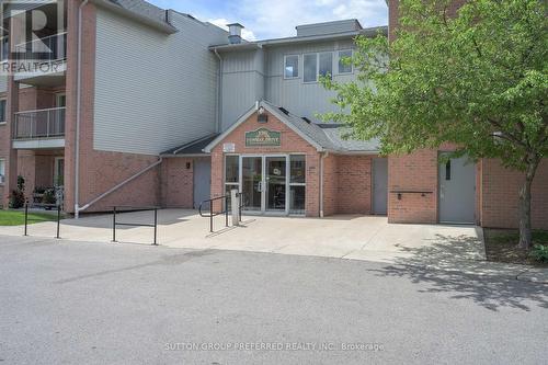 52 - 136 CONWAY DRIVE  London South (South X), ON N6E 3N1