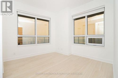 1606 - 12 Gandhi Lane, Markham, ON - Indoor Photo Showing Other Room