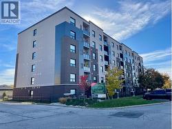 5865 ELLIS STREET Unit# 604 Lasalle, ON N9H 0N7