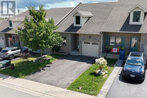 11 DANNY DRIVE  Orillia, ON L3V 0G3