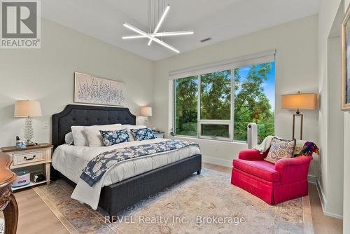 404 - 77 Yates Street, St. Catharines (Downtown), ON - Indoor Photo Showing Bedroom