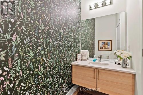 404 - 77 Yates Street, St. Catharines (Downtown), ON - Indoor Photo Showing Bathroom
