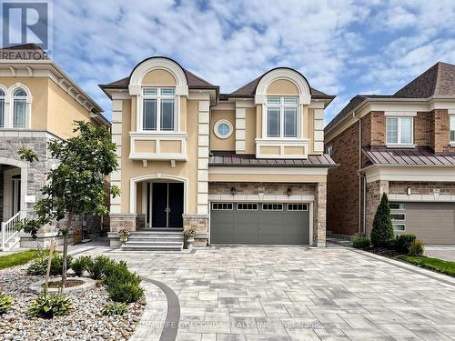 73 MENOTTI DRIVE  Richmond Hill, ON L4E 1G7