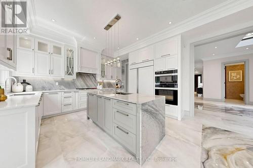 1 Tuscay Court, Markham, ON - Indoor Photo Showing Kitchen With Upgraded Kitchen