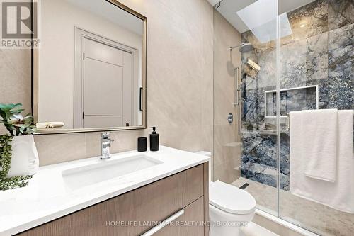 1 Tuscay Court, Markham, ON - Indoor Photo Showing Bathroom