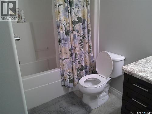 224 3630 Haughton Road E, Regina, SK - Indoor Photo Showing Bathroom