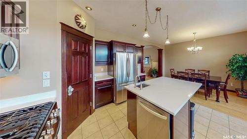 2830 Regina Avenue, Regina, SK - Indoor Photo Showing Kitchen