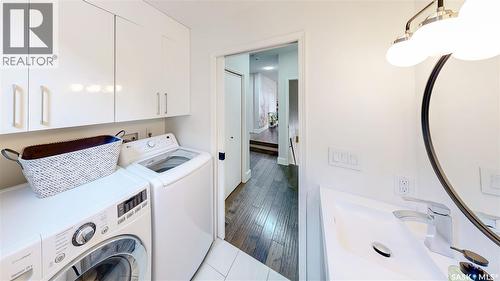 7551 Butler Bay, Regina, SK - Indoor Photo Showing Laundry Room