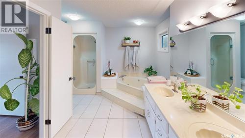 7551 Butler Bay, Regina, SK - Indoor Photo Showing Bathroom